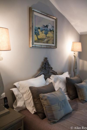 Hotels in Alleins
